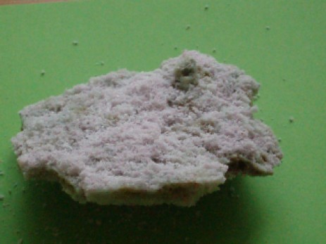 Ochranná vrstva z povrchu žárobetonu – vzniklý inkrust